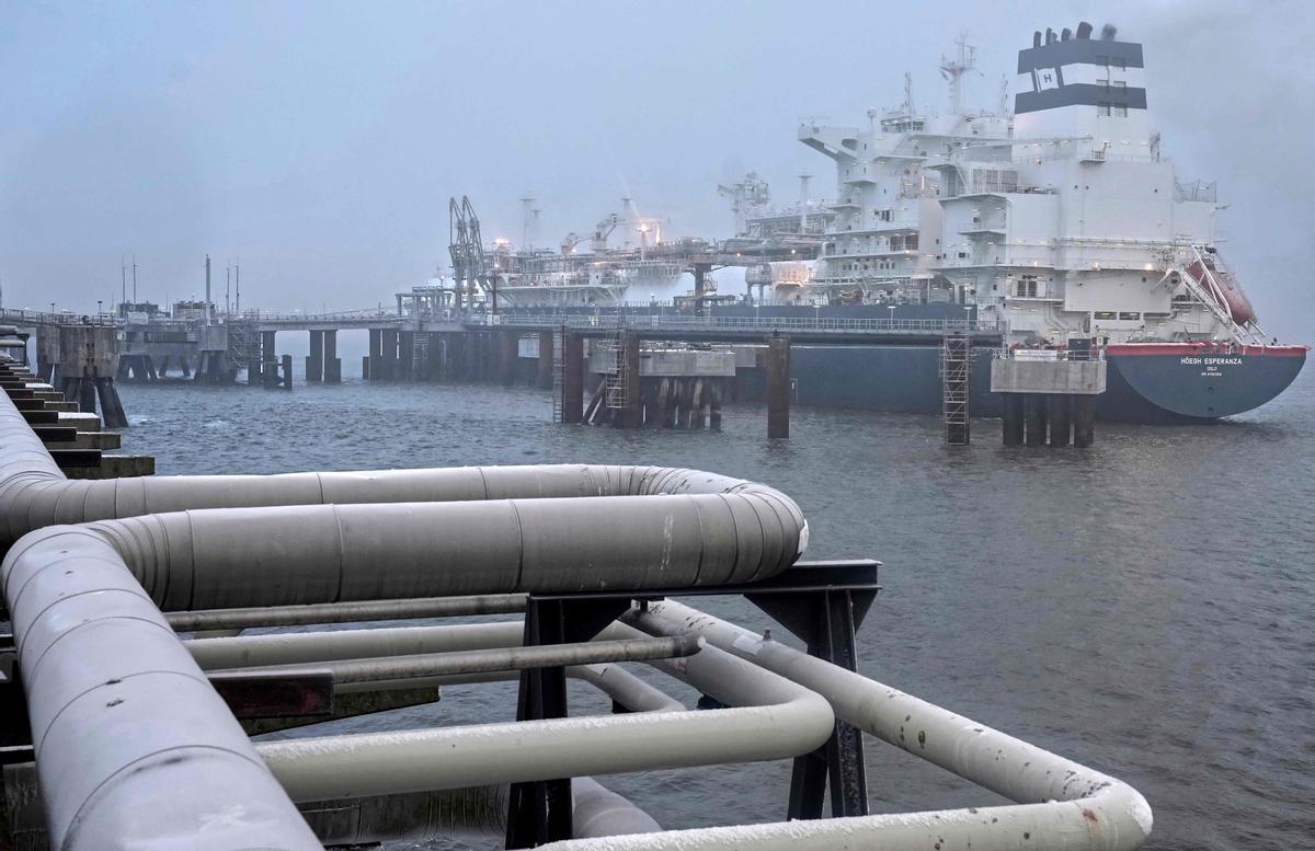 Alemania inauguró su primera terminal de gas natural licuado