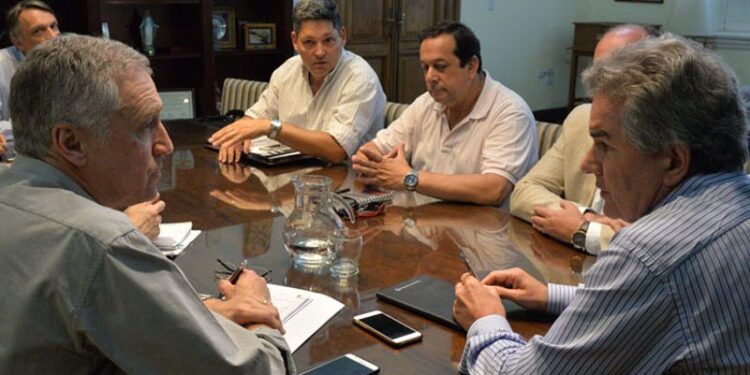 +Industrias | Más Industrias