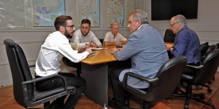 El intendente mantuvo reuniones de trabajo con ministros y funcionarios ...