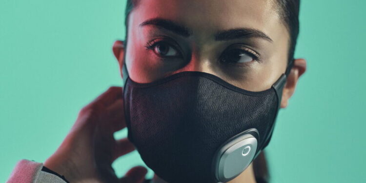 Philips presentó Fresh Air Mask, la primera mascarilla purificadora de aire