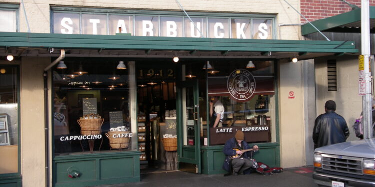 El Starbucks original en Seattle