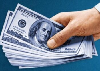 El dólar blue rompió su récord y se vende a 215 pesos en Bahía