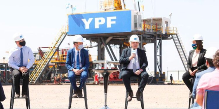 El presidente inauguró el gasoducto Néstor Kirchner