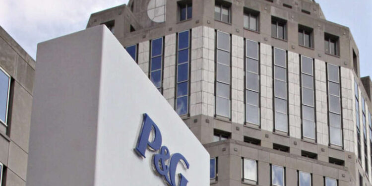 Hiper Changomas y P&G se unieron para colaborar con el Banco de Alimentos