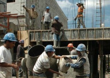 La construcción registró en febrero una suba de 8,6% interanual
