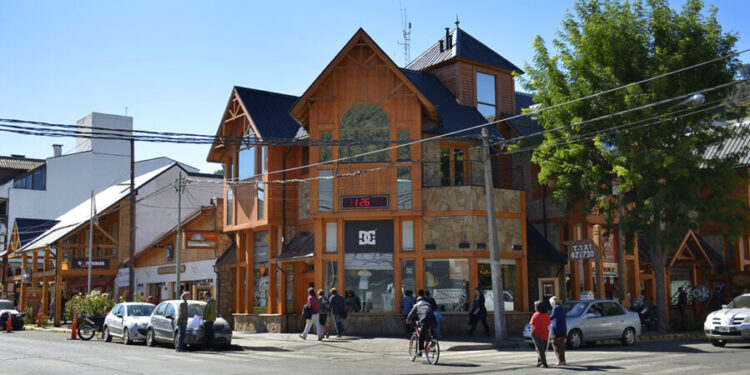 CAME impulsa los centros comerciales a Cielo Abierto en Neuquén