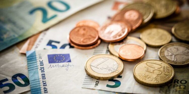 Aumento del impuesto a las ganacias de empresas energéticas italianas