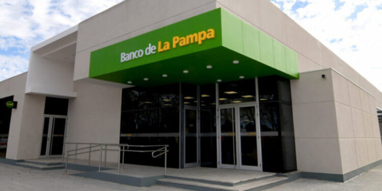 El Banco de La Pampa fue premiado por su crecimiento en atención y servicios