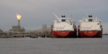 La planta de GNL que planea el gobierno podría estar en Bahía Blanca