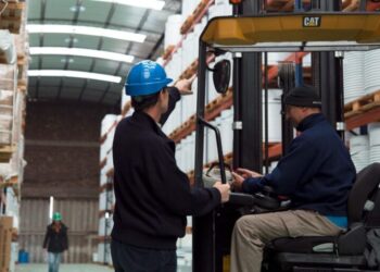 Buscan favorecer sectores pymes en la sustitución de importaciones