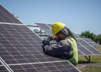 Se inauguró el parque solar de Escobar con una inversión de $150 millones de Ambiente