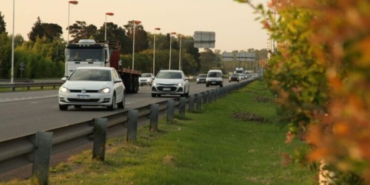 El tránsito en rutas nacionales creció 27 por ciento en el semestre