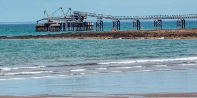 YPF financiará la construcción de una mega terminal para exportar el crudo de Vaca Muerta