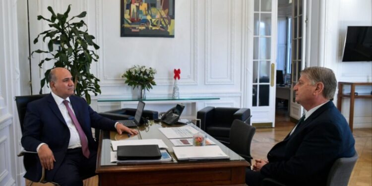 El gobernador pampeano se reunió con Manzur para evaluar proyectos de generación de empleo