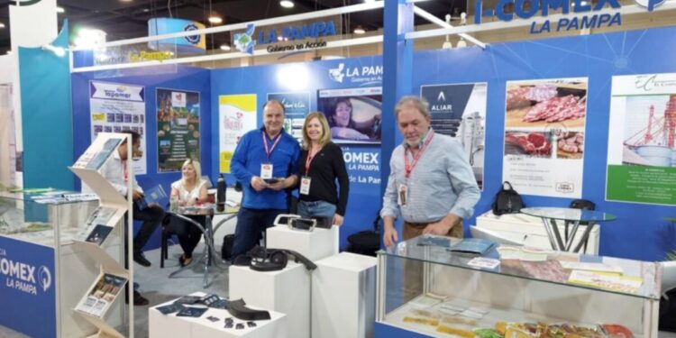 Empresas pampeanas estuvieron presentes en Expocruz de Bolivia