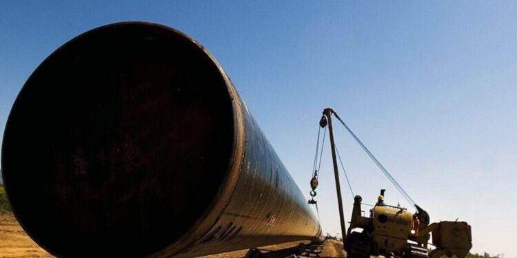 Gasoducto Kirchner Neuquén se prepara para recibir 180 camiones por día