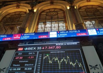 Las bolsas europeas sufren el retiro de fondos más fuerte de la última década