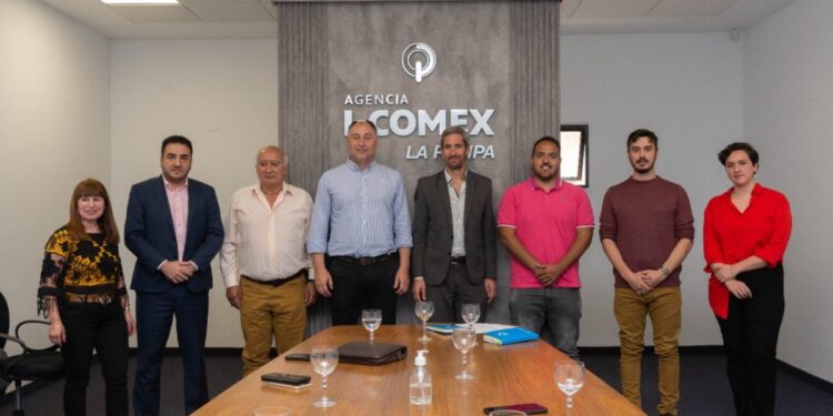 Gobierno pampeano trabaja junto a empresas para consolidar su rol exportador
