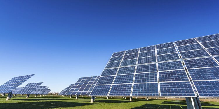 Invertirán 8 millones de dólares para instalar parque fotovoltaico en La Pampa