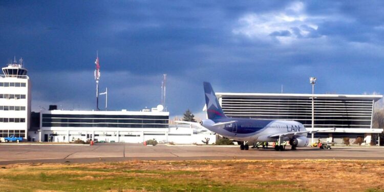 ¿Qué puesto ocupa Neuquén entre los aeropuertos con más vuelos?