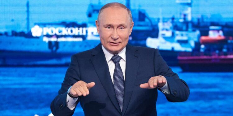 Rusia planea prohibir la venta de petróleo a los países que le coloquen un tope a su precio