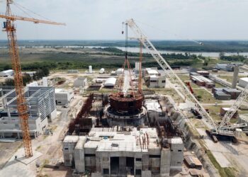 El Carem, que será capaz de generar 32 megavatios de electricidad, pertenece al segmento de reactores modulares de baja potencia que serán la base de la transición energética hacia tecnologías libres de dióxido de carbono (CO2).