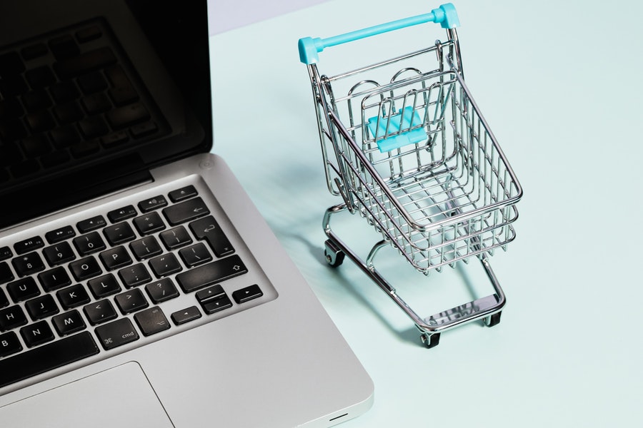 ¿Cuál es la mejor opción para iniciarse en el e-commerce? 
