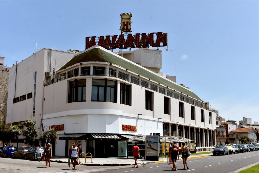 Primera fábrica de alfajores Havanna