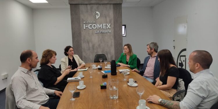 Reunión entre pymes pampeanes y la agencia I-COMEX