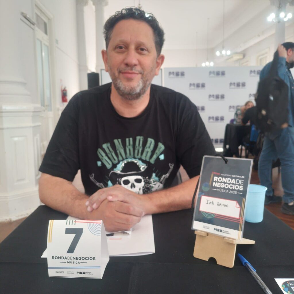 Inti Raymi, director de  Quenya Music, en Bahía Blanca